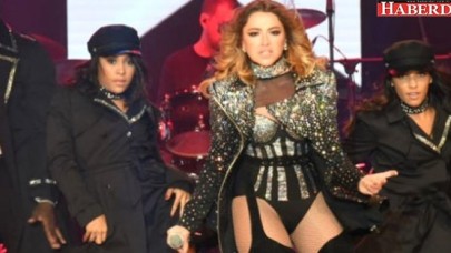 Hadise, RTÜKe Kafa Tuttu: Özgürüm, İstediğimi Giyerim