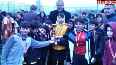 Büyükçekmece Okullar Arası Futbol Şampiyonası sona erdi