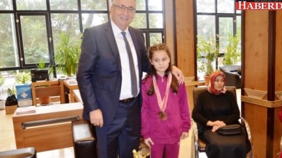 Başkan Kara’ya söz verdi Türkiye Şampiyonu oldu