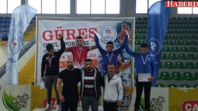 Çatalca Belediyesi Güreş Takımı Türkiye Şampiyonu oldu