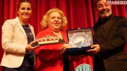 Yazar Ahmet Ümit, Büyükçekmece’de okurlarıyla buluştu