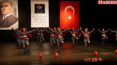 BEYDANS yılsonu gösterisinde nefesleri kesti