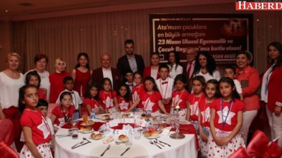 Başkan Akgün: Atatürk’ün yolundan asla ayrılmayın!