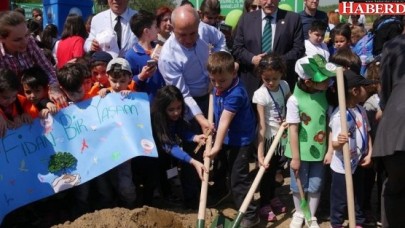 Akgün: Çocuklarımız meyve bahçelerinde büyüyecek!