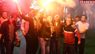 ÜNİVERSİTELİLER GÖNÜLLERİNCE EĞLENDİ