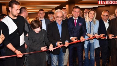 Şener Şen ve Ayşen Grudayı onurlandıran açılış