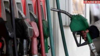 Akaryakıta zam geldi