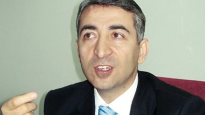 Çocuğun bilgisayarını oturma odasına kurun