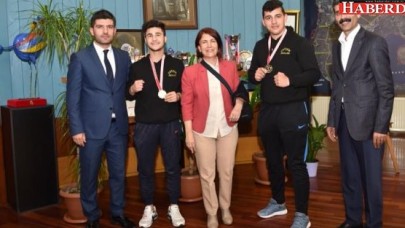 AVCILARLI GENÇLER TÜRKİYE ŞAMPİYONU