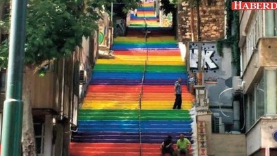 İstanbulun dik yokuşlarına yürüyen merdiven geliyor