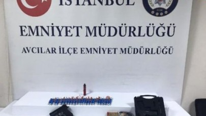Avcılarda Bir Evden 25 Dinamit Çıktı