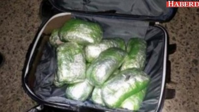 Başakşehirde bir kargo şirketinde uyuşturucu ele geçirildi!