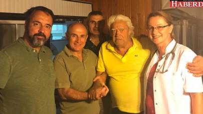 Akgün’den yakın dostu Cüneyt Arkın’a geçmiş olsun ziyareti