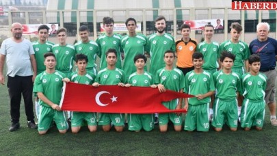 KÜÇÜKÇEKMECE ZAFER KUPASI İÇİN YARIŞIYOR