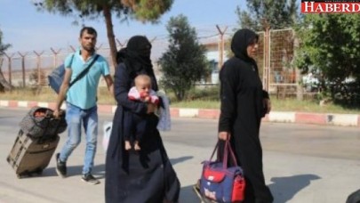 Binlerce Suriyeli Türkiyeye dönüş yaptı