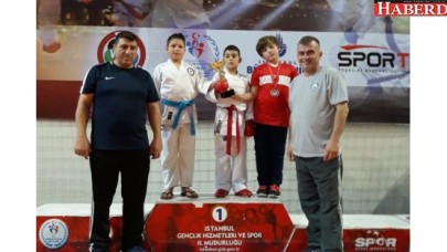 Karate Takımımızdan 10 Madalya!