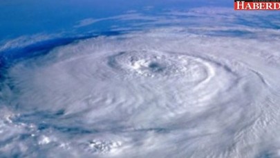 Önce Yunanistanı vurdu! Kırbaç Kasırgası Türkiyeye geliyor