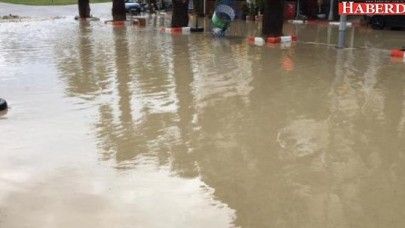 Silivri Sahili Sular Altında Kaldı