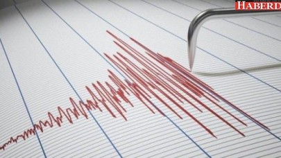 Endonezyada 5,3 büyüklüğünde deprem