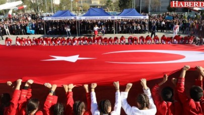Büyükçekmece’de Cumhuriyet Bayramı coşku ve heyecan içinde kutlandı