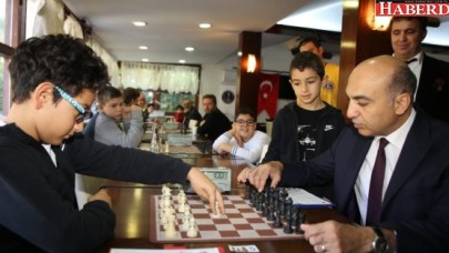 Satranç turnuvasını Adar Tarhan kazandı