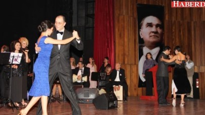 UMUT AKYÜREK BÜYÜLEDİ