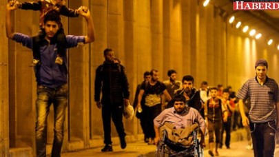 İstanbulda Yaşayan Suriyeliler Ülkelerine Dönüyor