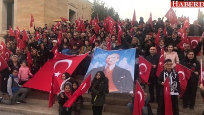 BAKIRKÖYLÜLER, ANITKABİR’DE ATAMIZI ANDILAR