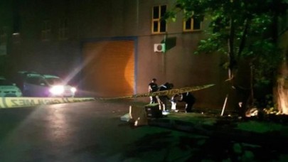 Önce Etrafa Ateş Açtı Sonra İntihar Etti