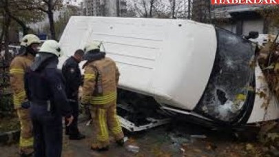 Bahçeşehirde kaza: Yaralılar var!