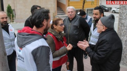 CHP Esenyurt, kapı kapı o “seçmenleri” arıyor!