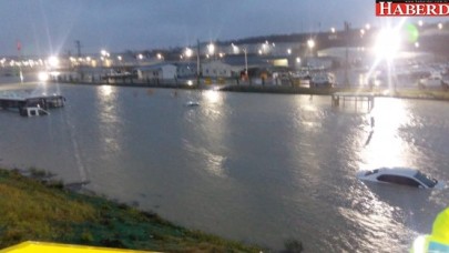 Yeni havalimanını su bastı