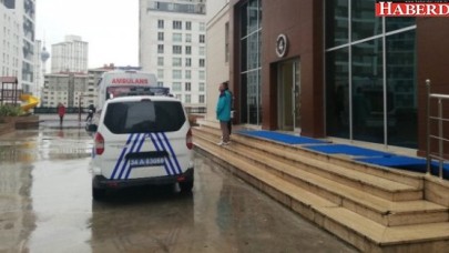 Filistinli Adam Sitede Bıçaklanarak Öldürüldü