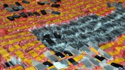 Futbol topu dediler İphone 5 çıktı