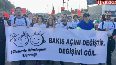 Yüzümle Mutluyum Derneği İspanya’ da