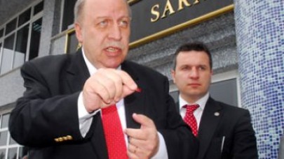 Yaşar Okuyan, bağımsız adaylık başvurusunu yaptı