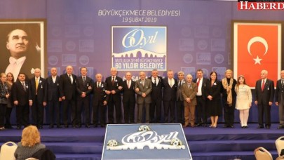 Akgün’den 60 yıllık vefa:  “Bu mutluluk şehrini hep birlikte yaptık!”