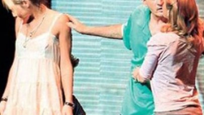 Programına porno yıldızı sevgililerini çıkardı