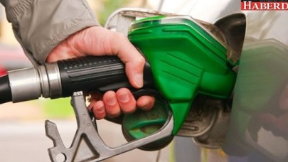 Benzine 15 Kuruş Zam Geliyor