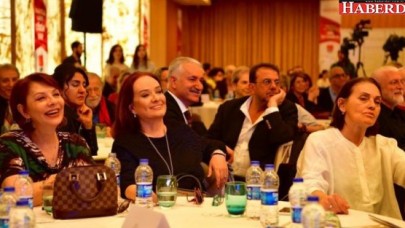 Ekrem İmamoğlu sanatçılarla buluştu