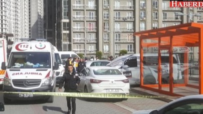 Esenyurtta 2 Kişi Otomobilde Ölü Bulundu