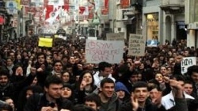 TAKSİM'DE 'MISIR USULÜ' ŞİFRE EYLEMİ