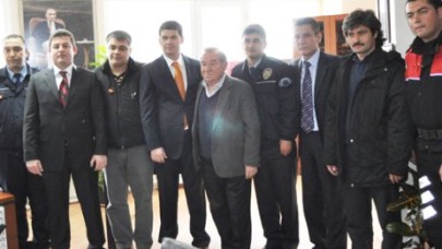 Başarılı polislere ödül