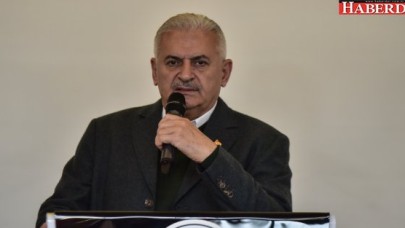 Hizmette siyaset olmaz