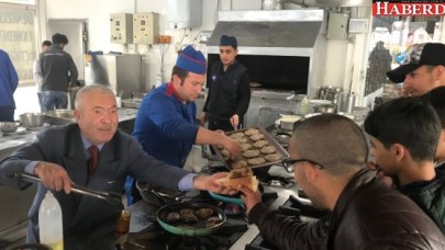 Balıkçı Kenandan Kılçıksız Balık İsteyen Çocuklara &quot;Balık Köfte&quot; Tarifi