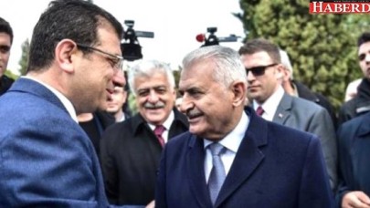 Binali Yıldırım ile Ekrem İmamoğlu Tokalaştı