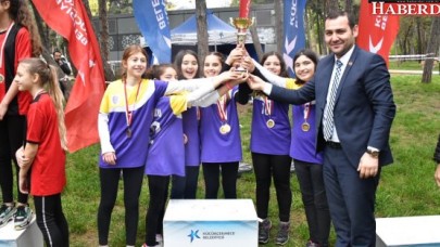 KÜÇÜKÇEKMECELİ GENÇLERİN ORYANTİRİNG HEYECANI