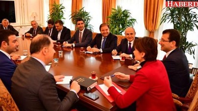 Ekrem İmamoğlu CHPli belediye başkanları ve meclis üyeleri ile buluştu