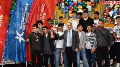 Gençler puan için koştu