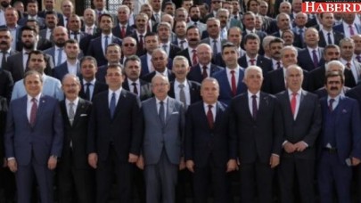 CHPli belediye başkanları Anıtkabirde